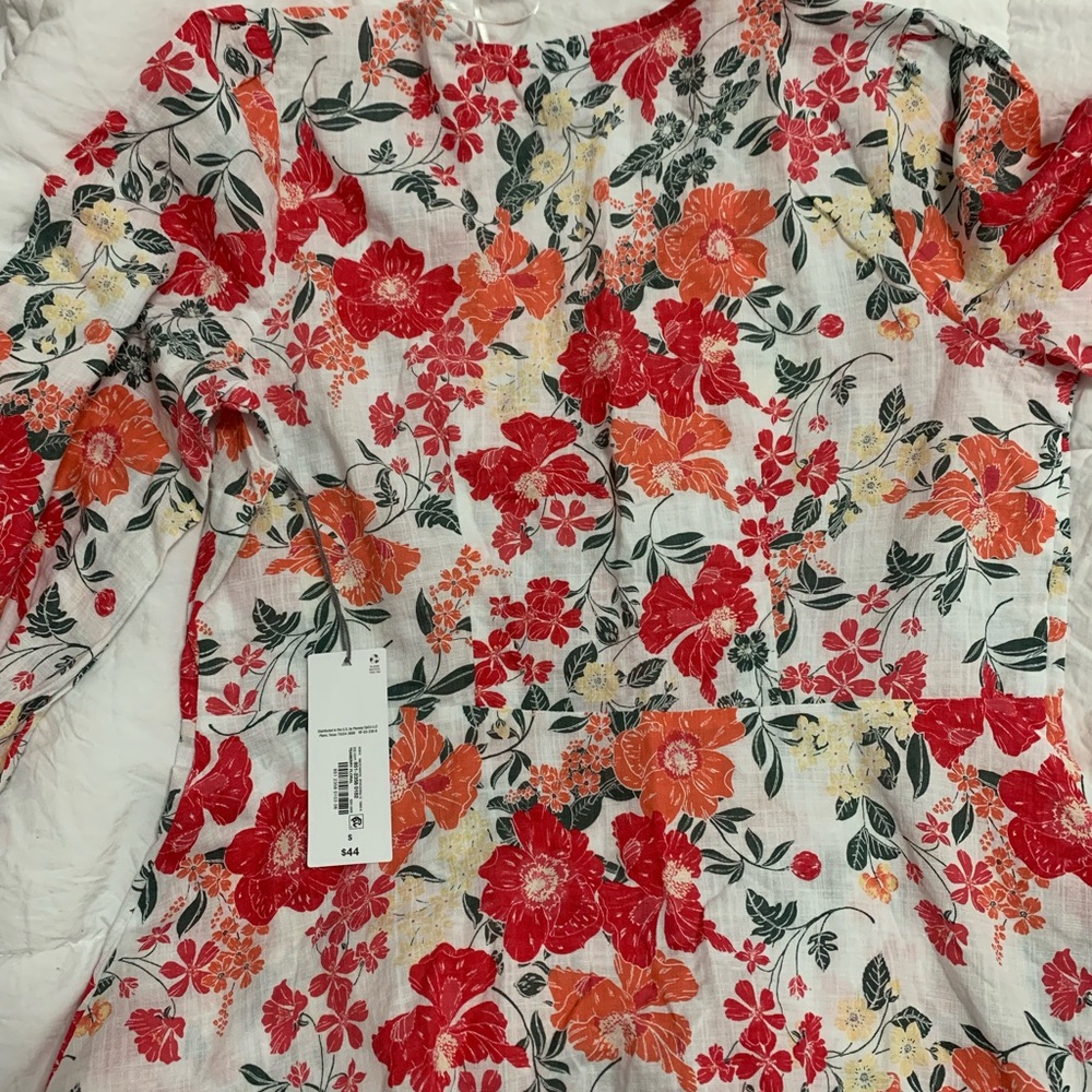 Liz Claiborne White Floral Blouse with Red & Orange Flowers